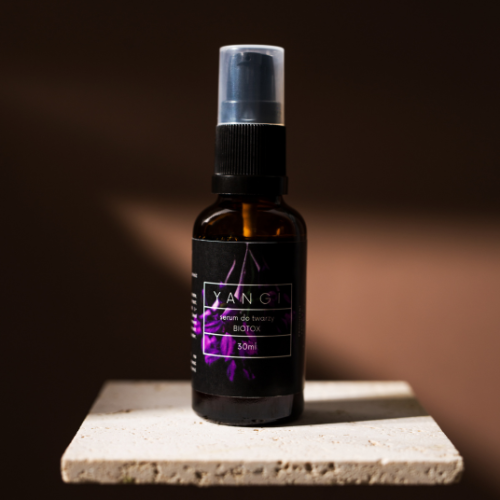 UJĘDRNIAJĄCE SERUM DO TWARZY BIOTOX